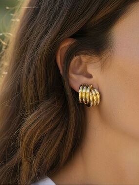 Stainless Steel Gold Plated Ribbed Hoop Earrings NWOT
